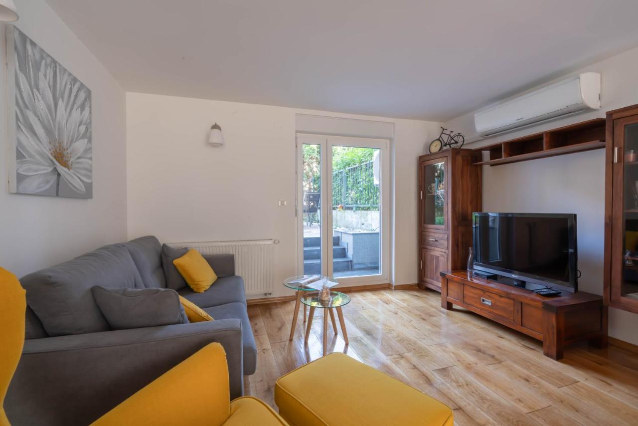 Apartment Gabriella Zagreb Exterior photo
